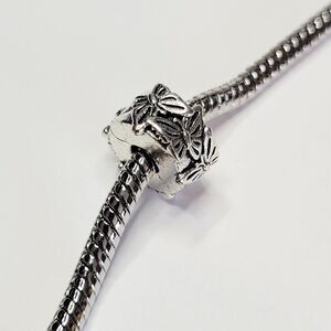 NWT For Pandora Charm Bracelet Silver Color Textured Butterfly Clip Charm